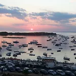 L'isola 포르토 세자레오