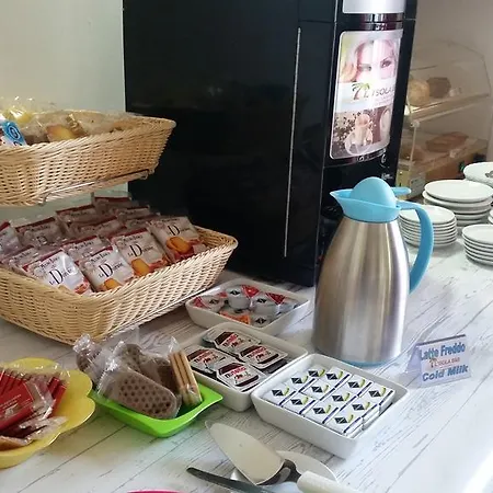 L'isola Bed and Breakfast