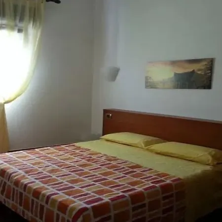 L'isola Bed and breakfast 4*