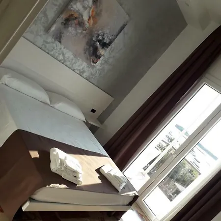 L'isola Bed and breakfast 4*